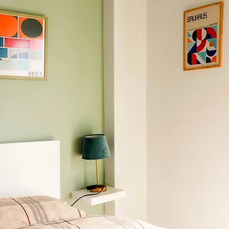Cosy In The Heart Of *